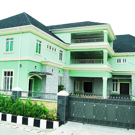 Milestone Hotel Ogombo Luaran gambar